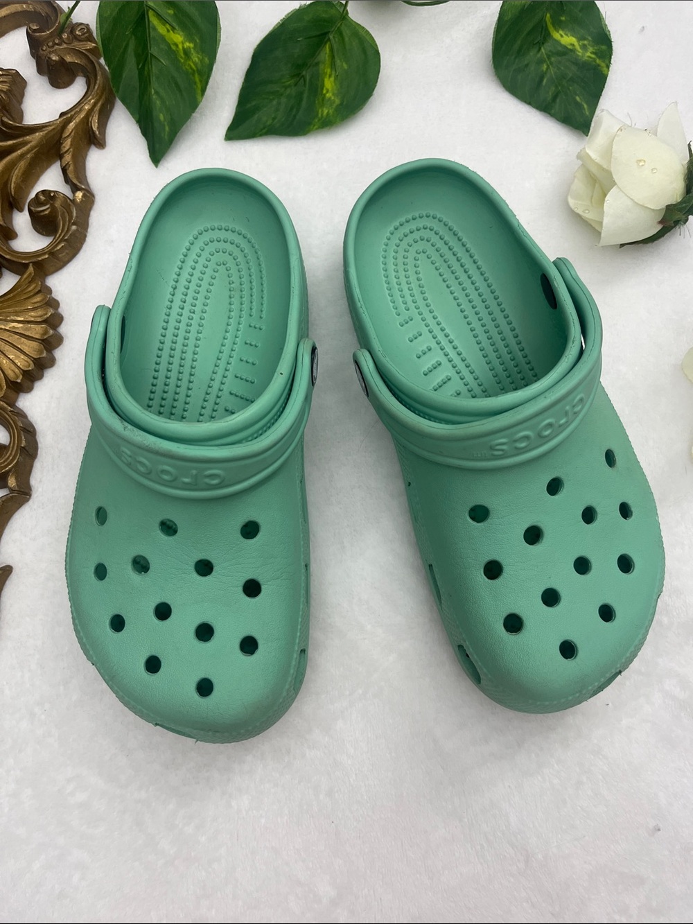 CROCS Classic Clog in Seafoam